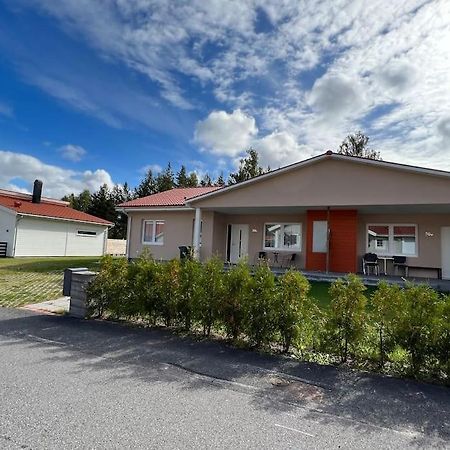 Beautiful Terraced House With Private Parking Vila Sandviken Exterior foto