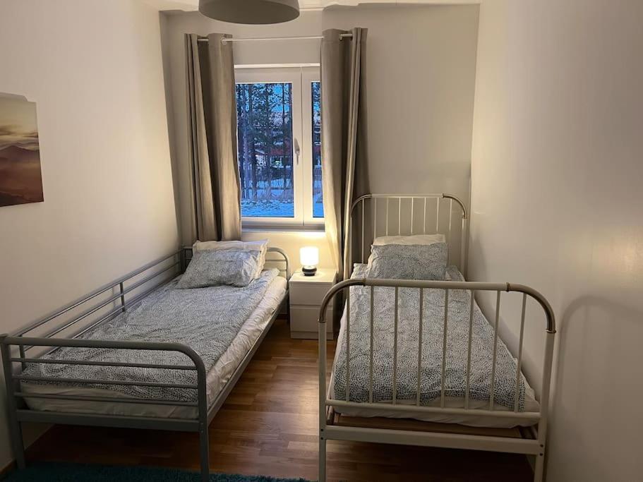 Beautiful Terraced House With Private Parking Vila Sandviken Exterior foto